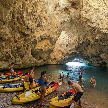 Отель Le Lenze Don Mimi Glamping Маттината Экстерьер фото