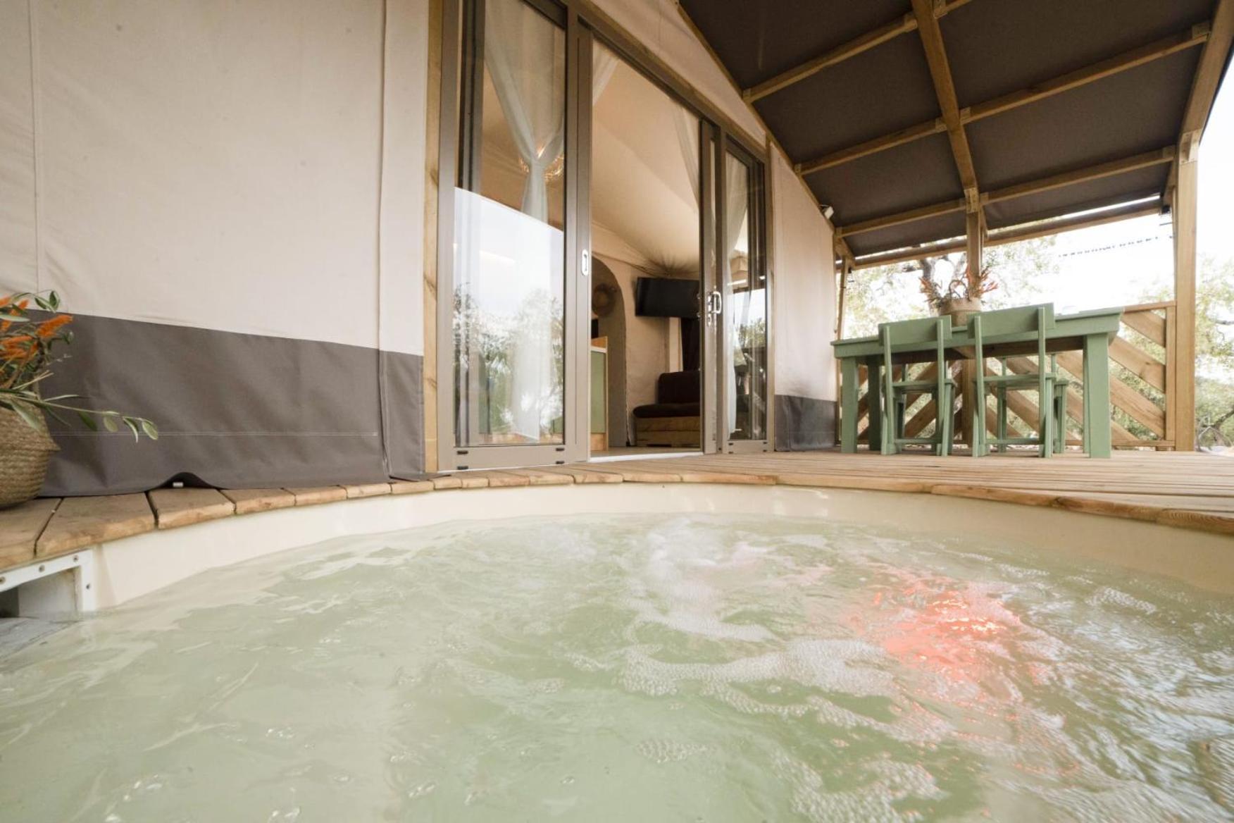 Отель Le Lenze Don Mimi Glamping Маттината Экстерьер фото