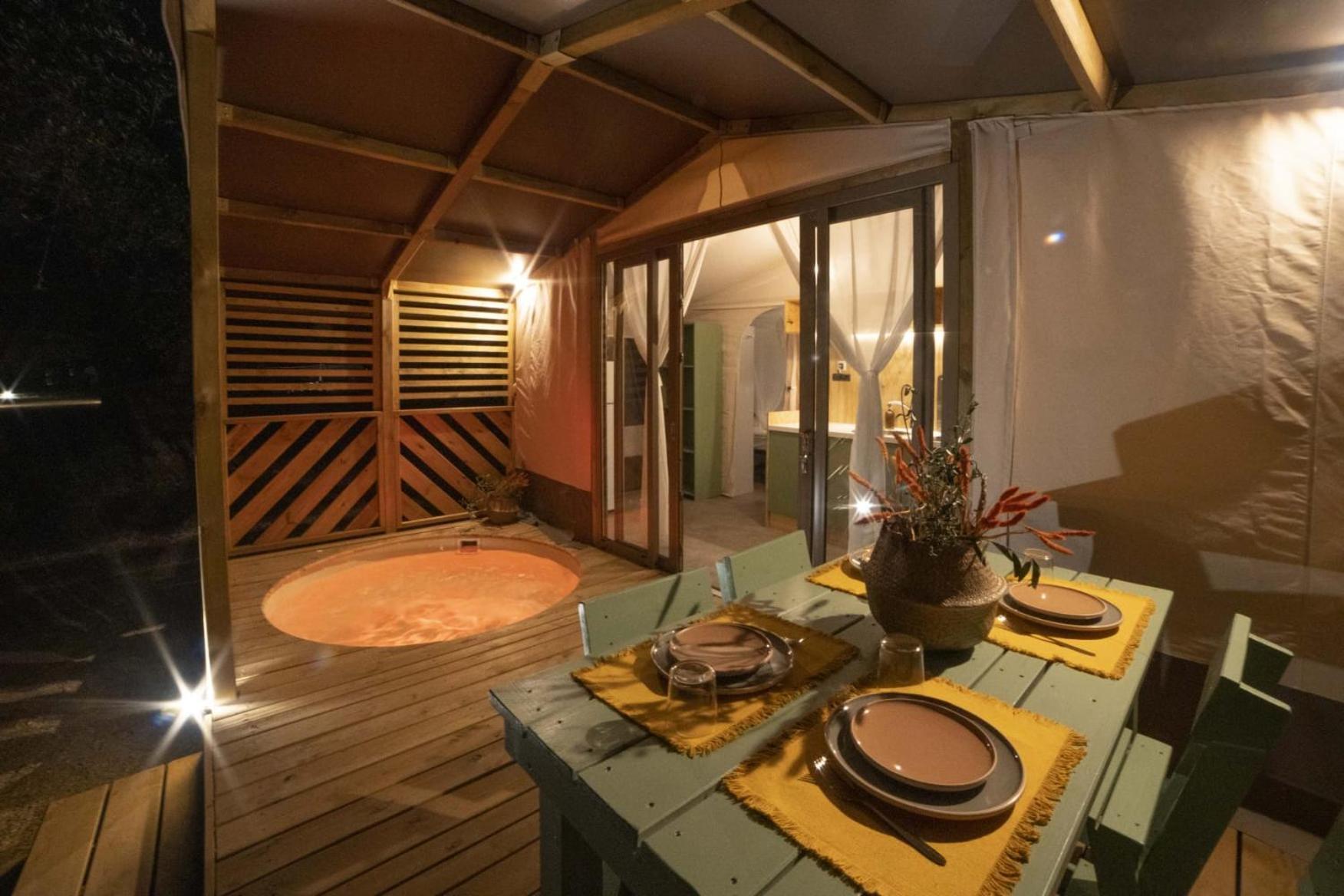Отель Le Lenze Don Mimi Glamping Маттината Экстерьер фото