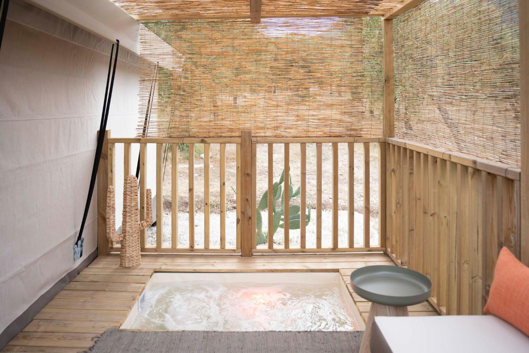 Отель Le Lenze Don Mimi Glamping Маттината Экстерьер фото