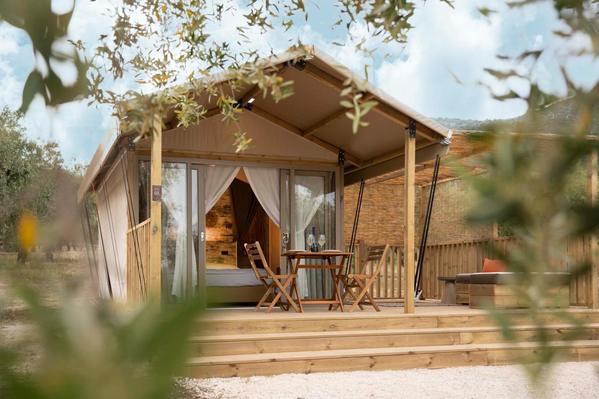 Отель Le Lenze Don Mimi Glamping Маттината Экстерьер фото